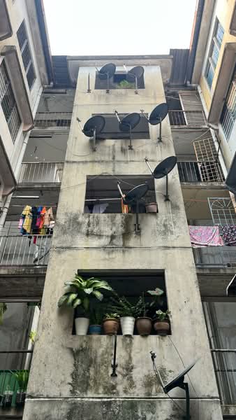 Rumah Flat untuk Dijual di Flat Taman Dagang - Dr Shahril Nizam - PropertyGuru.com.my