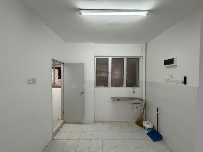 Pangsapuri untuk Dijual di Taman Seri Sari (Sunshine Garden) - CK Goh - Kitchen - PropertyGuru.com.my