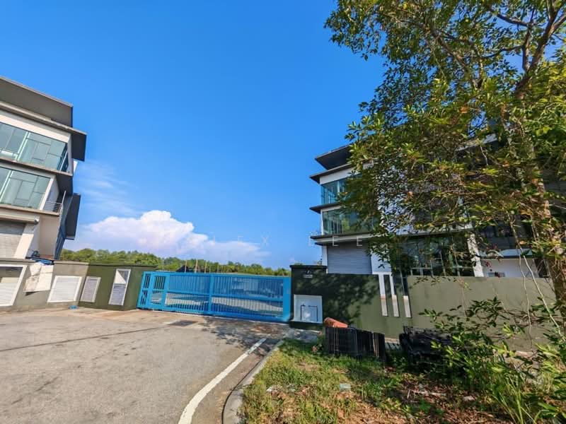 Factory for Sale in Kota Puteri (Batu Arang) - Alex Lee - Exterior - PropertyGuru.com.my