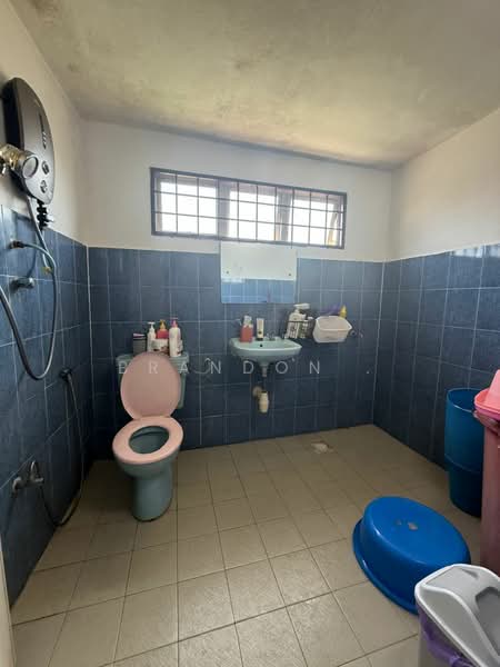 Rumah Teres 1 Tingkat untuk Dijual di Taman Setapak (Setapak) - Brandon . - Bathroom - PropertyGuru.com.my