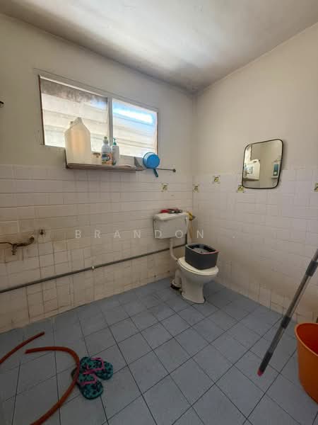 Rumah Teres 1 Tingkat untuk Dijual di Taman Setapak (Setapak) - Brandon . - Bathroom - PropertyGuru.com.my