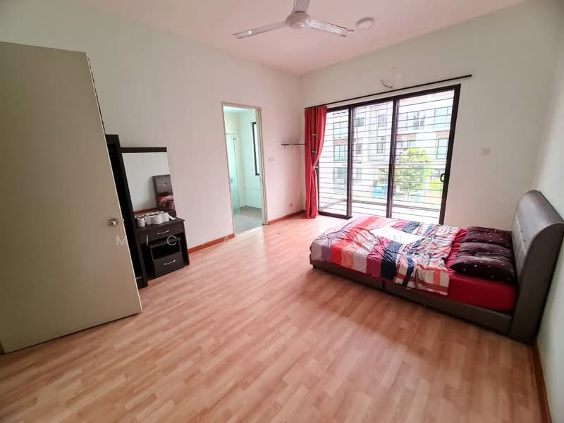 3-storey Terraced House for Rent in Rawang (Selangor) - Michael Siong - Bedroom - PropertyGuru.com.my