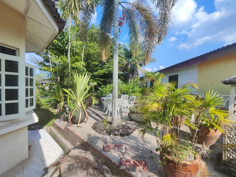 Rumah Banglo untuk Dijual di Kampung Baru Tanah Hitam (Chemor) - Justin Nathan Lee - Garden - PropertyGuru.com.my