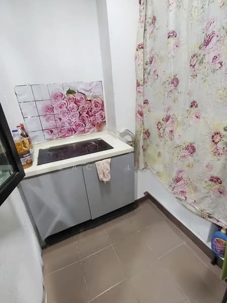 Pangsapuri untuk Dijual di Austin Regency (Pangsapuri Austin Perdana) - Zach Law - Kitchen - PropertyGuru.com.my
