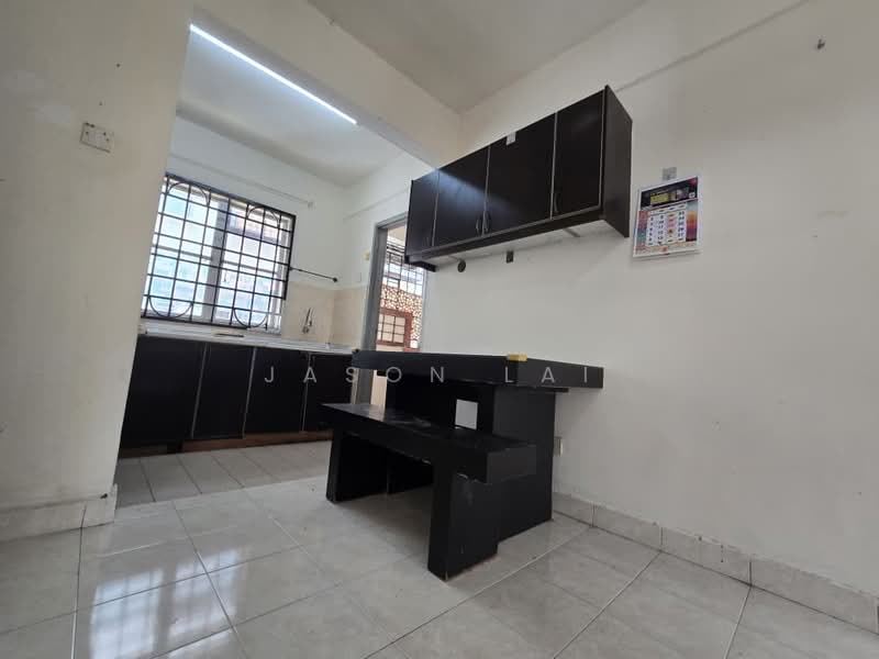 Apartment for Rent at Pangsapuri Seri Galaksi - Jason Lai - Kitchen - PropertyGuru.com.my