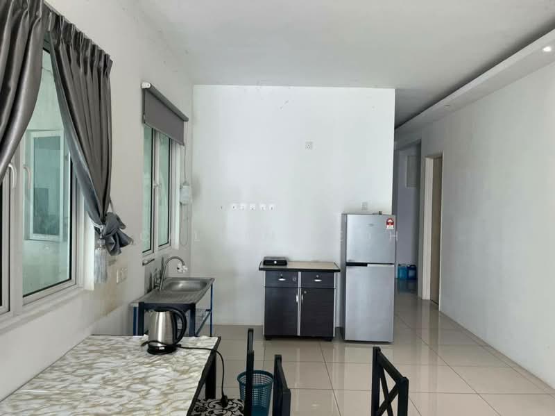 Kondominium untuk Dijual di The Clovers - Calvin Keoh - Kitchen - PropertyGuru.com.my