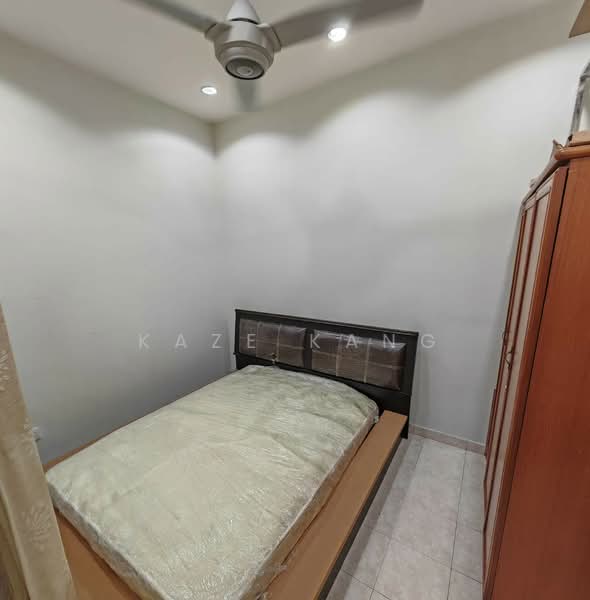 Kondominium untuk Disewa di Coastal Tower - Kaze Kang - Bedroom - PropertyGuru.com.my