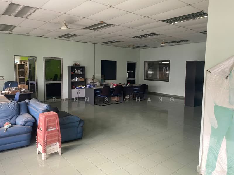 Terrace Factory for Sale in Taman Perindustrian Oug (Jalan Klang Lama (Old Klang Road)) - Dennis Chang - Interior - PropertyGuru.com.my