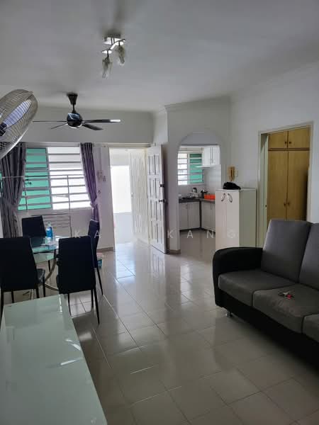 Pangsapuri untuk Disewa di Aquamarine - Kaze Kang - Living Room - PropertyGuru.com.my