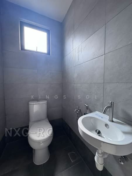 Factory for Rent in Kapar (Selangor) - Kings Soe - Bathroom - PropertyGuru.com.my