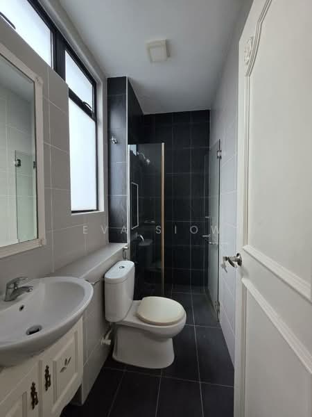 Semi-Detached House for Sale in Bukit Indah (Iskandar Puteri (Nusajaya)) - Eva Siow - Bathroom - PropertyGuru.com.my