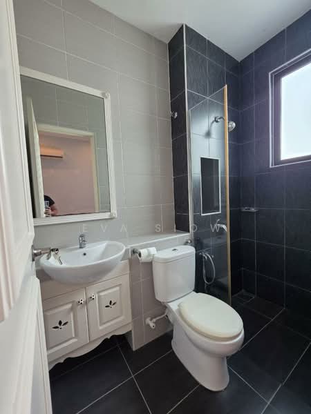 Semi-Detached House for Sale in Bukit Indah (Iskandar Puteri (Nusajaya)) - Eva Siow - Bathroom - PropertyGuru.com.my