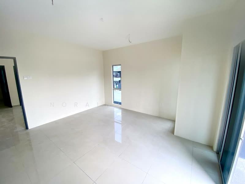 2-storey Terraced House for Sale in Bandar Sungai Long (Selangor) - Noraini Dahan - Interior - PropertyGuru.com.my