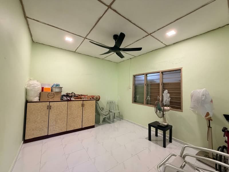 Bungalow House for Sale in Taman Perwira Cheng (Cheng) - Ramona Tan - Interior - PropertyGuru.com.my