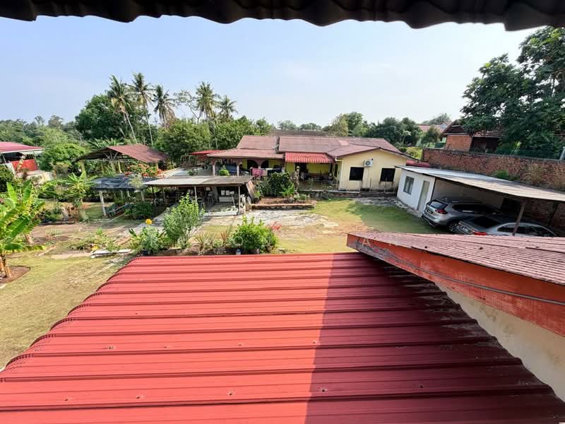 Bungalow House for Sale in Taman Perwira Cheng (Cheng) - Ramona Tan - PropertyGuru.com.my