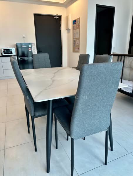 Servis Apartment untuk Dijual di Urban Suites - Edwin Chin - Dining Room - PropertyGuru.com.my