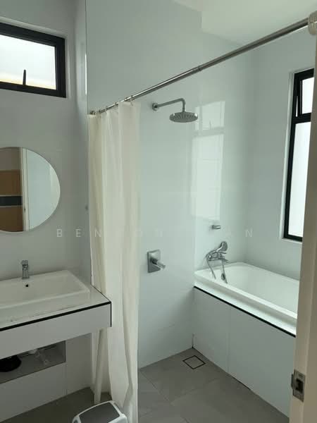 Rumah Banglo untuk Disewa di Kuala Selangor (Selangor) - Benson Lian - Bathroom - PropertyGuru.com.my