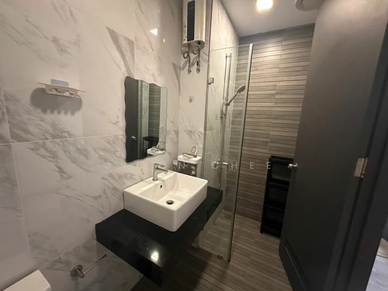 Service Residence for Rent at Emporis - Jason Chee - Bathroom - PropertyGuru.com.my