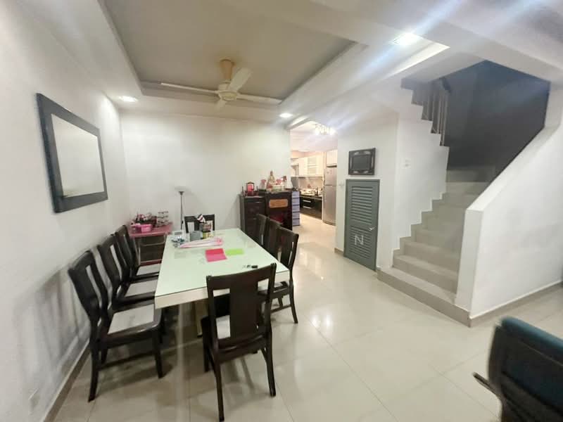 2.5-storey Terraced House for Sale in Laman Rimbunan (Kepong) - Suki Tan - Dining Room - PropertyGuru.com.my