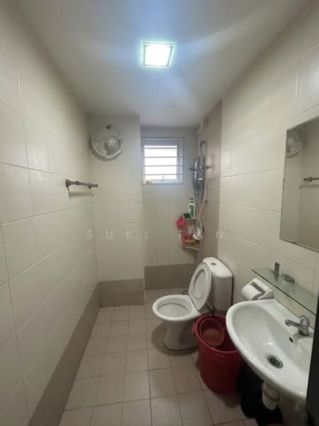 2.5-storey Terraced House for Sale in Laman Rimbunan (Kepong) - Suki Tan - Bathroom - PropertyGuru.com.my