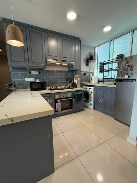 Kondominium untuk Disewa di Tropicana Bay Residences - Emma Seow - Kitchen - PropertyGuru.com.my