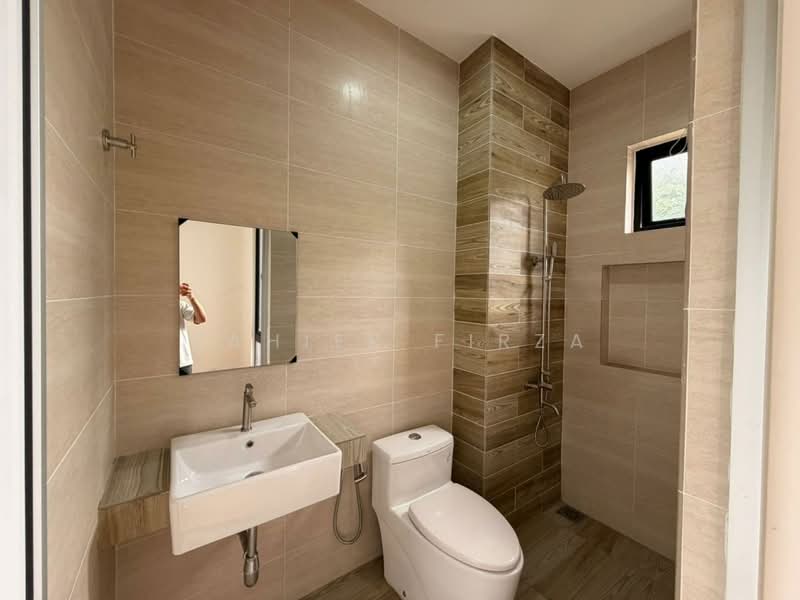 Bungalow for Sale in Seremban (Negeri Sembilan) - Zahier Firza - Bathroom - PropertyGuru.com.my