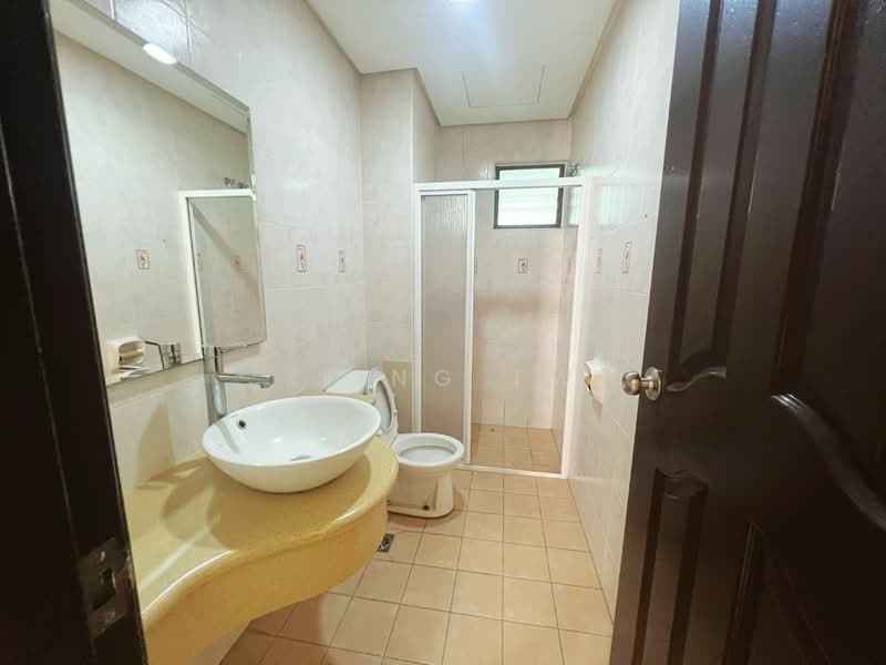 Rumah Teres 2.5 Tingkat untuk Dijual di Desa Parkcity (Kuala Lumpur) - Kiing TW - Bathroom - PropertyGuru.com.my