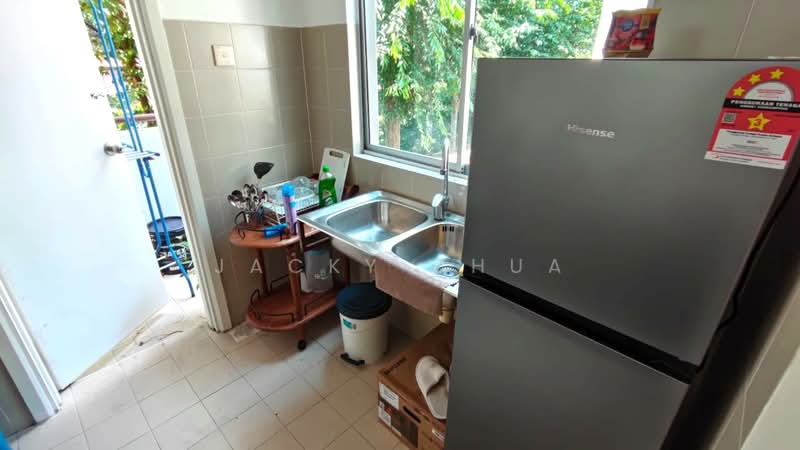 Townhouse for Rent in Leisure Farm (Gelang Patah) - Jacky Chua - Kitchen - PropertyGuru.com.my