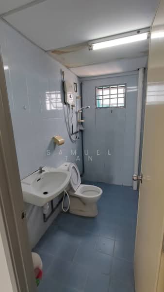 Condominium for Rent at Angkasa Condominiums - Samuel Tan - Bathroom - PropertyGuru.com.my