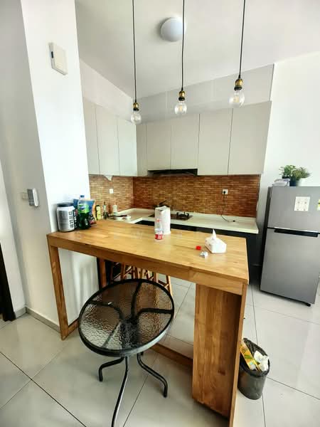 Condominium for Rent at Bay Point @ Country Garden Danga Bay - Steward . - Kitchen - PropertyGuru.com.my