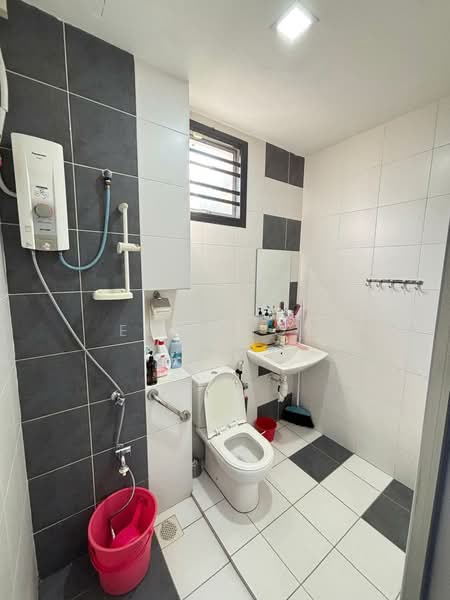 Rumah Teres 2 Tingkat untuk Dijual di Taman Nusa Idaman (Iskandar Puteri (Nusajaya)) - Eva Siow - Bathroom - PropertyGuru.com.my