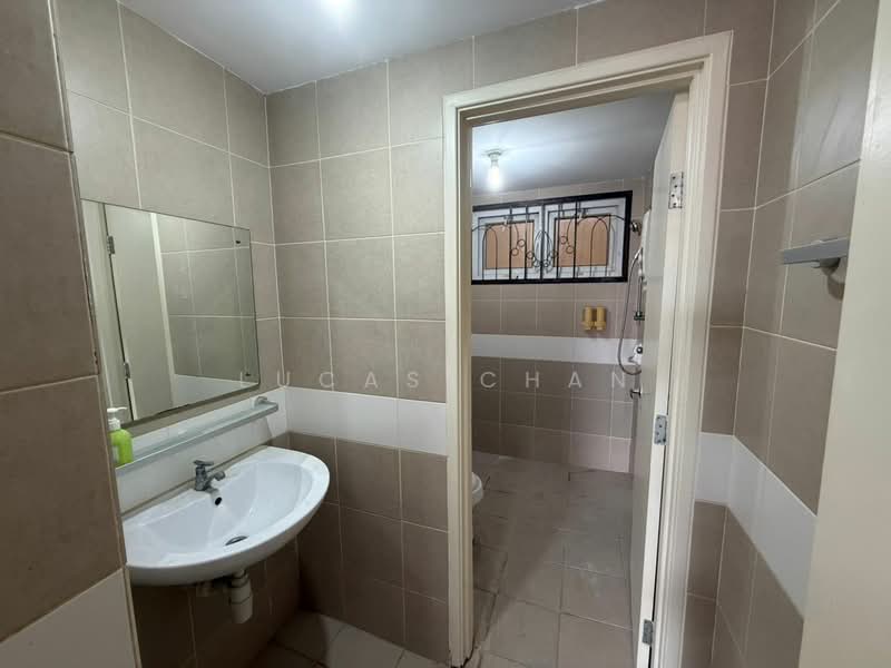 Kondominium untuk Dijual di Casa Desa - Lucas Chan - Bathroom - PropertyGuru.com.my