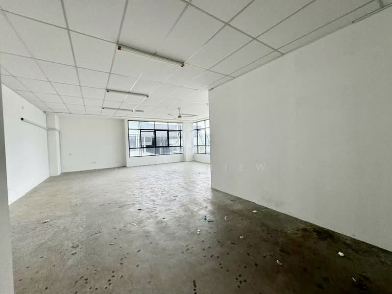 Semi-D Factory for Rent in Taman Desa Cemerlang (Ulu Tiram) - Tom Chiew - Interior - PropertyGuru.com.my