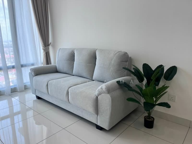 Servis Apartment untuk Disewa di Southkey Mosaic - Jessica Ma - Living Room - PropertyGuru.com.my
