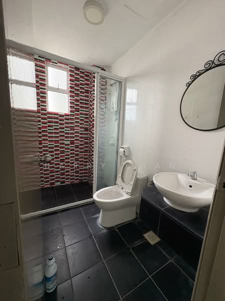 Kondominium untuk Dijual di Cheras Heights - Harry Chan - Bathroom - PropertyGuru.com.my