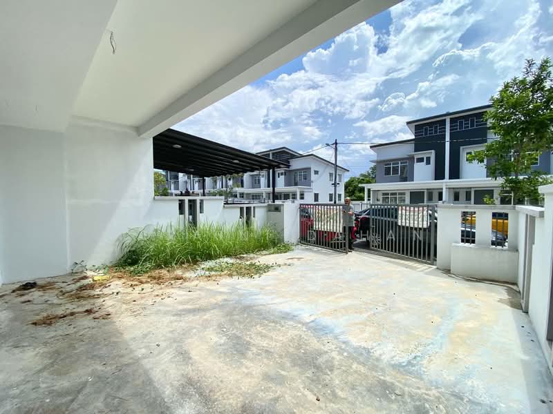 Rumah Teres 2 Tingkat untuk Dijual di Semenyih (Selangor) - Noraini Dahan - Exterior - PropertyGuru.com.my