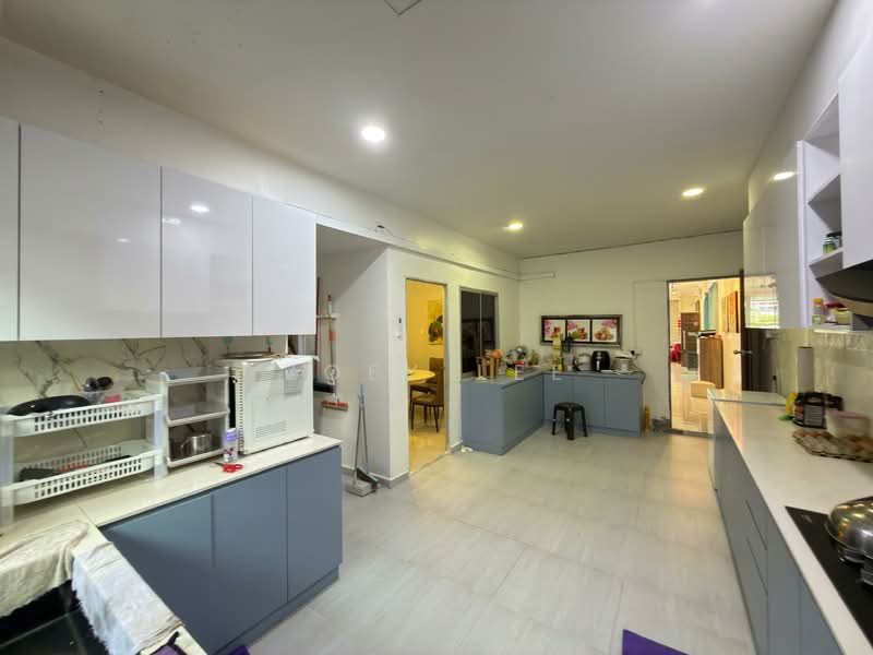 Shop for Sale in Skudai (Johor) - Zoey Lee - Kitchen - PropertyGuru.com.my