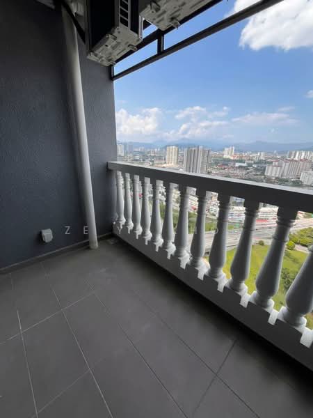 Servis Apartment untuk Disewa di Tuan 2egacy - Ze Yu Khoo - Balcony - PropertyGuru.com.my