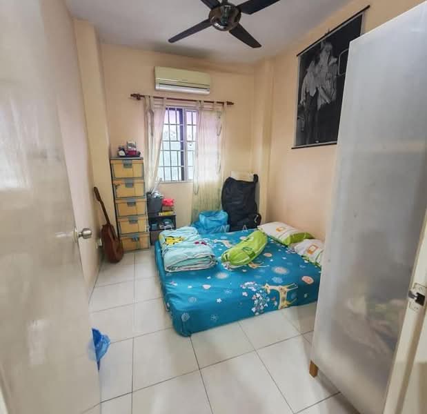 Pangsapuri untuk Dijual di Perdana Puri - Ron Yap - Bedroom - PropertyGuru.com.my