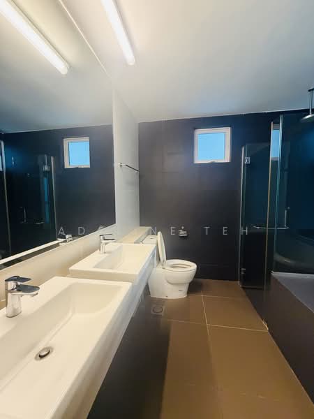 Kondominium untuk Dijual di Seringin Residences - Adeline Teh - Bathroom - PropertyGuru.com.my