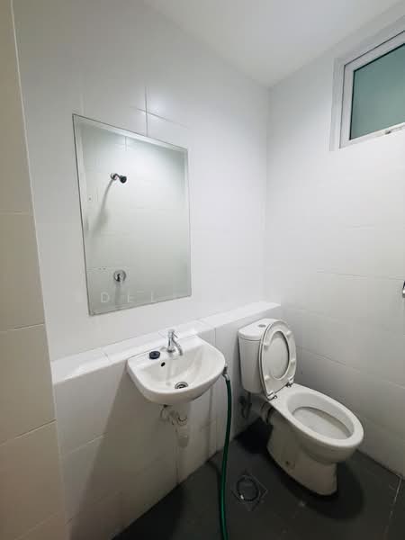 Kondominium untuk Dijual di Seringin Residences - Adeline Teh - Bathroom - PropertyGuru.com.my