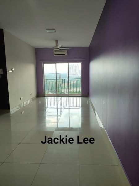 Kondominium untuk Dijual di Parkhill Residence - Jackie Lee - Living Room - PropertyGuru.com.my