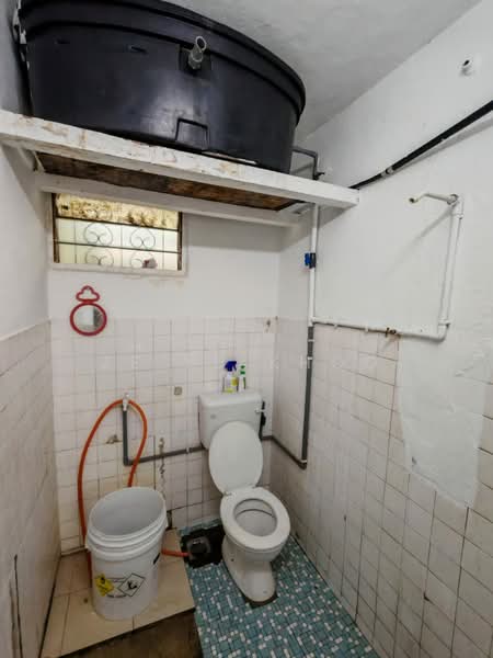 Rumah Teres 1.5 Tingkat untuk Disewa di Bandar Baru Sri Petaling (Sri Petaling) - Ze Yu Khoo - Bathroom - PropertyGuru.com.my