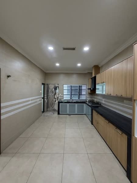 2-storey Terraced House for Sale in Jalan Klang Lama (Old Klang Road) (Kuala Lumpur) - Jayden Yee - Kitchen - PropertyGuru.com.my