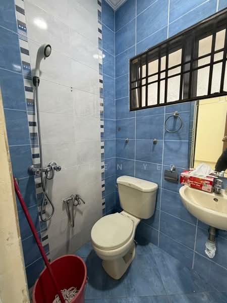 2-storey Terraced House for Sale in Jalan Klang Lama (Old Klang Road) (Kuala Lumpur) - Jayden Yee - Bathroom - PropertyGuru.com.my