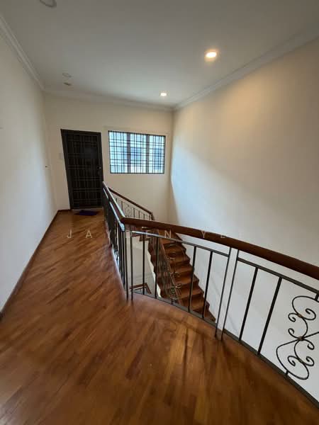 2-storey Terraced House for Sale in Jalan Klang Lama (Old Klang Road) (Kuala Lumpur) - Jayden Yee - Corridor - PropertyGuru.com.my