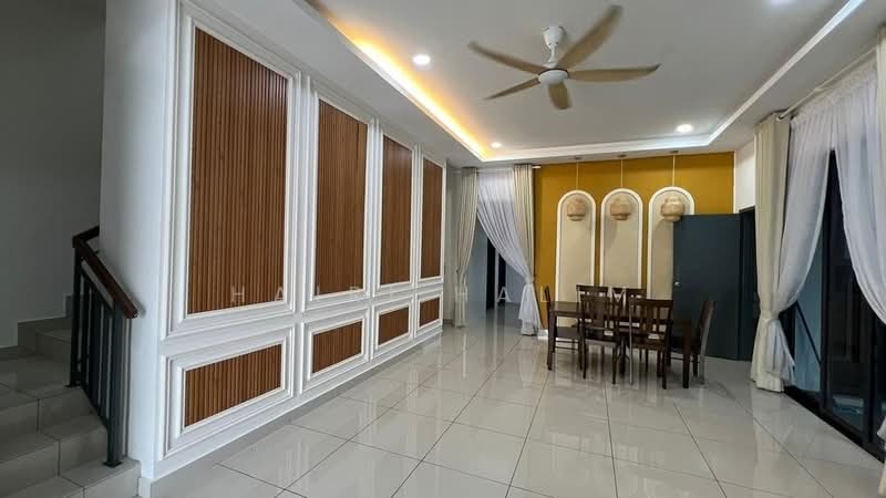 2-storey Terraced House for Rent in Telok Panglima Garang (Selangor) - Hairi Halim - Dining Room - PropertyGuru.com.my