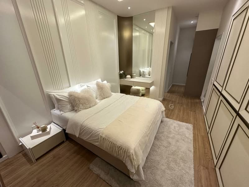 Service Residence for Sale at Stellaris @ Riana Dutamas - Karl Phang - Bedroom - PropertyGuru.com.my