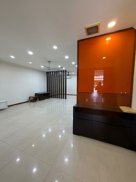 2-storey Terraced House for Sale in Jalan Klang Lama (Old Klang Road) (Kuala Lumpur) - Jayden Yee - Living Room - PropertyGuru.com.my