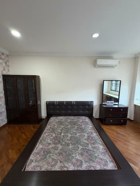 2-storey Terraced House for Sale in Jalan Klang Lama (Old Klang Road) (Kuala Lumpur) - Jayden Yee - Bedroom - PropertyGuru.com.my